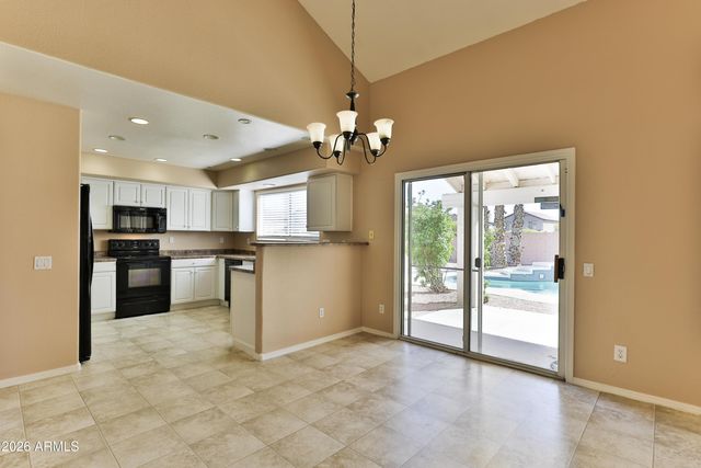 6759 N 77th Drive, Glendale, AZ 85303