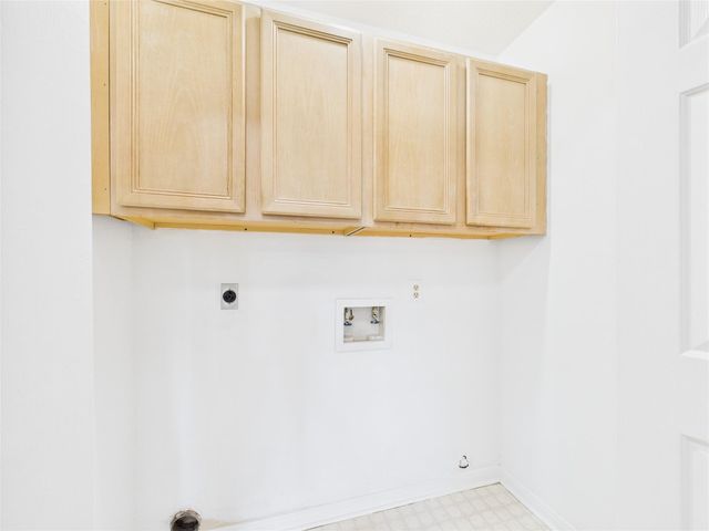 7107 Seminole Street, Baytown, TX 77521