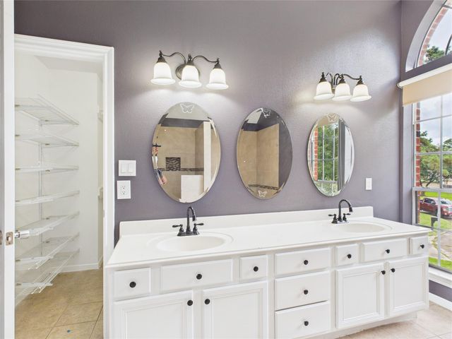 7107 Seminole Street, Baytown, TX 77521