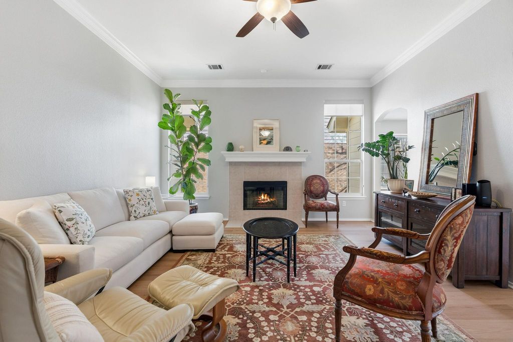 2306 Clover Ridge DR, Cedar Park, TX 78613