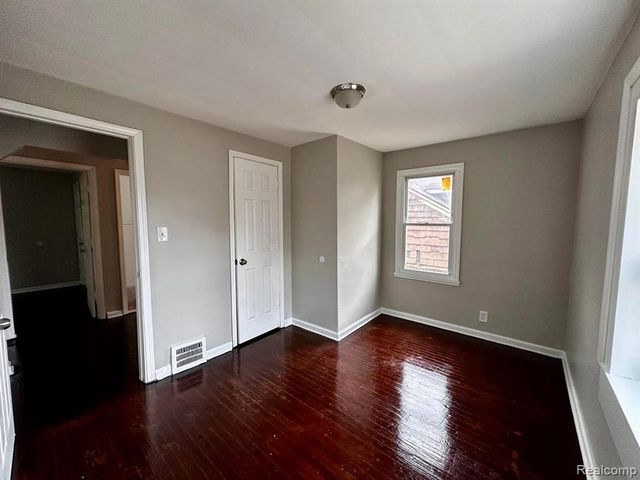 20014 Hull Street, Detroit, MI 48203