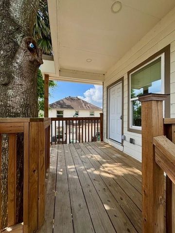 2330 Dorrington Street C, Houston, TX 77030