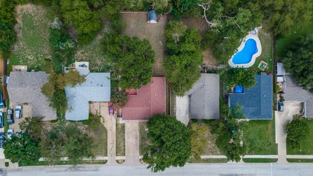 1408 W Shore Drive, Richardson, TX 75080