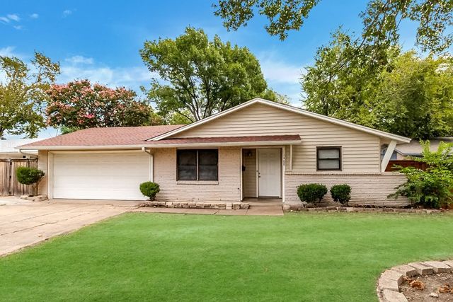 1408 W Shore Drive, Richardson, TX 75080