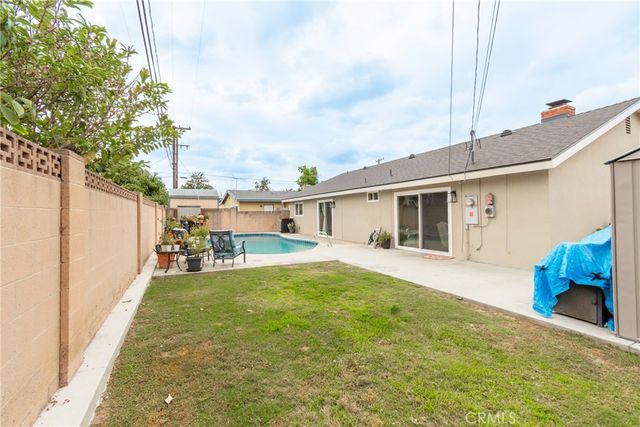 122 N Carousel, Anaheim, CA 92806