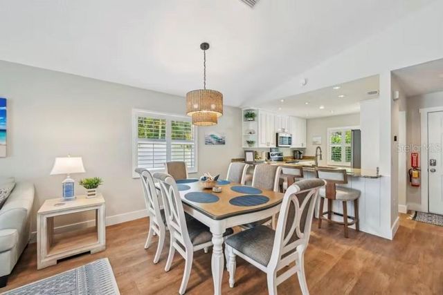 2051 ROSELAWN STREET, Sarasota, FL 34231