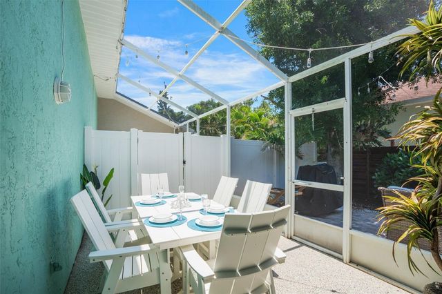 2051 ROSELAWN STREET, Sarasota, FL 34231