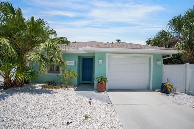 2051 ROSELAWN STREET, Sarasota, FL 34231
