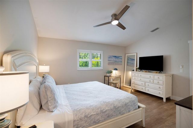 2051 ROSELAWN STREET, Sarasota, FL 34231