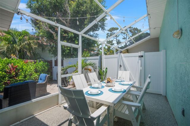 2051 ROSELAWN STREET, Sarasota, FL 34231