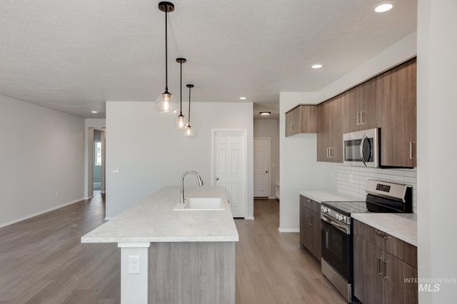 4305 S Red Sox Way, Nampa, ID 83686