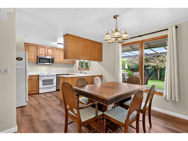 9016 Ne 11TH St, Vancouver, WA 98664