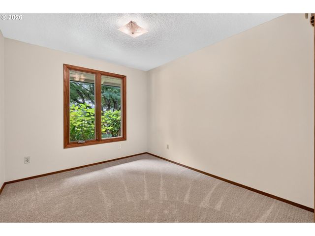 9016 Ne 11TH St, Vancouver, WA 98664