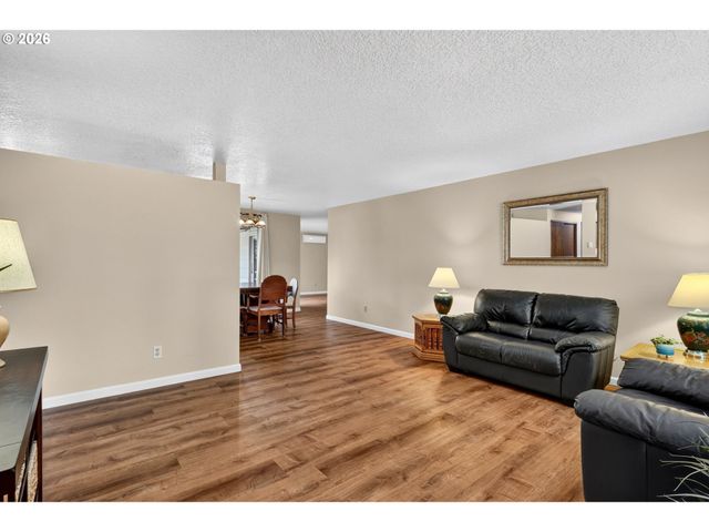 9016 Ne 11TH St, Vancouver, WA 98664