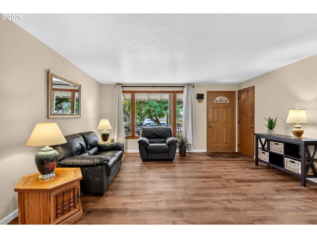 9016 Ne 11TH St, Vancouver, WA 98664