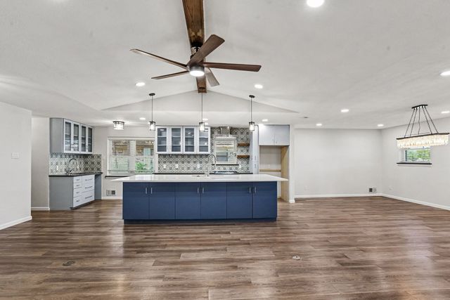 4915 Hovenkamp Drive, Dallas, TX 75227