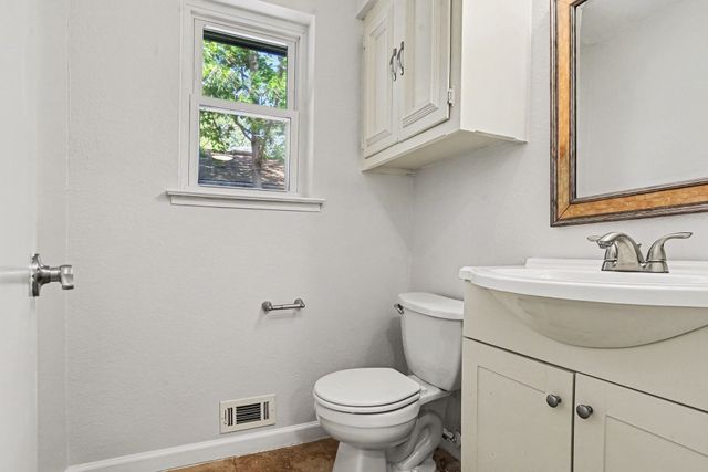 4915 Hovenkamp Drive, Dallas, TX 75227