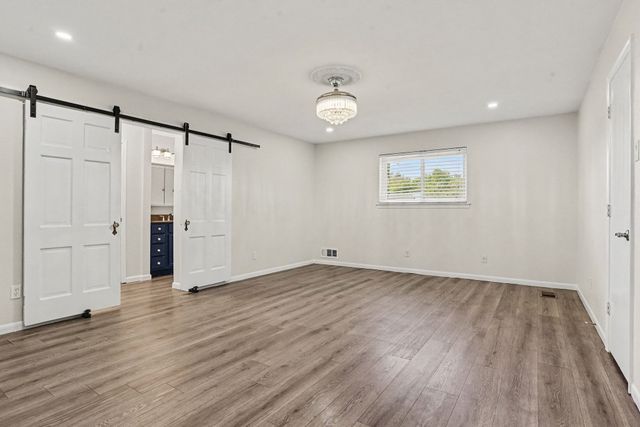 4915 Hovenkamp Drive, Dallas, TX 75227