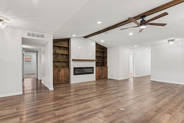 4915 Hovenkamp Drive, Dallas, TX 75227