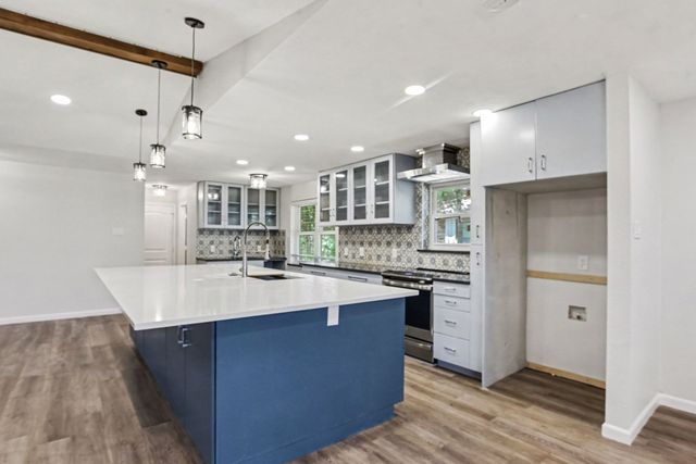 4915 Hovenkamp Drive, Dallas, TX 75227