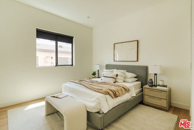 1343 S Ogden Drive C, Los Angeles, CA 90019