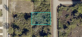 428 S Limerick Avenue, Lehigh Acres, FL 33974