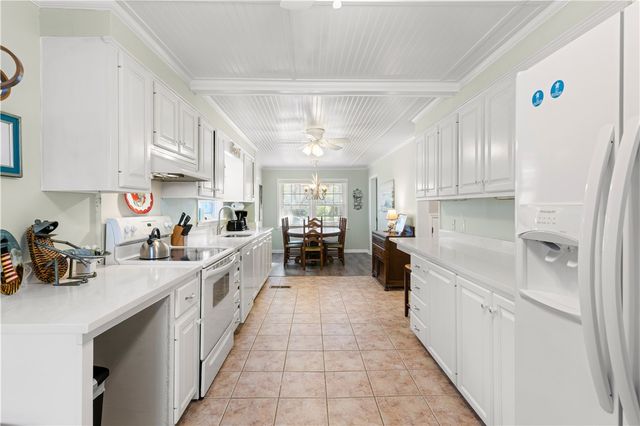 1107 Beachview Drive, St Simons Island, GA 31522