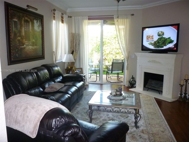 644 Conservation Dr, Weston, FL 33327