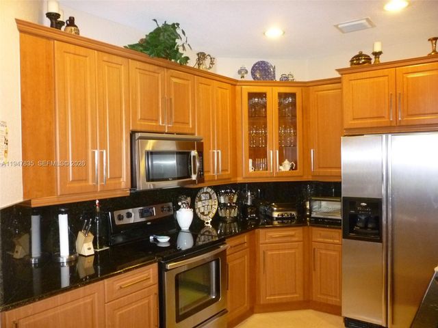 644 Conservation Dr, Weston, FL 33327