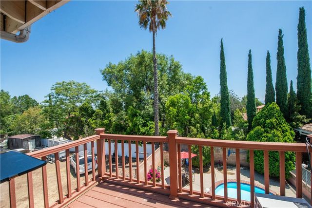 10516 Independence, Chatsworth, CA 91311