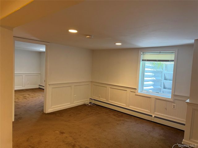 19 Laurel St, Centereach, NY 11720