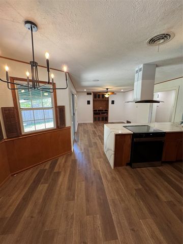 1148 Simpson Drive, Hurst, TX 76053