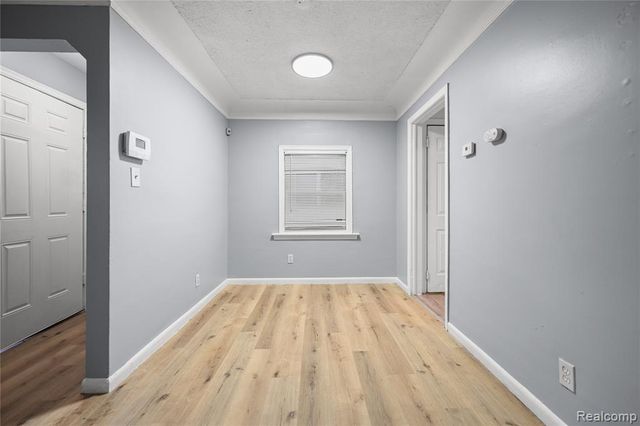 8626 Piedmont Street, Detroit, MI 48228