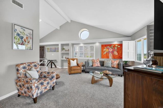 957 Hygeia Avenue, Encinitas, CA 92024