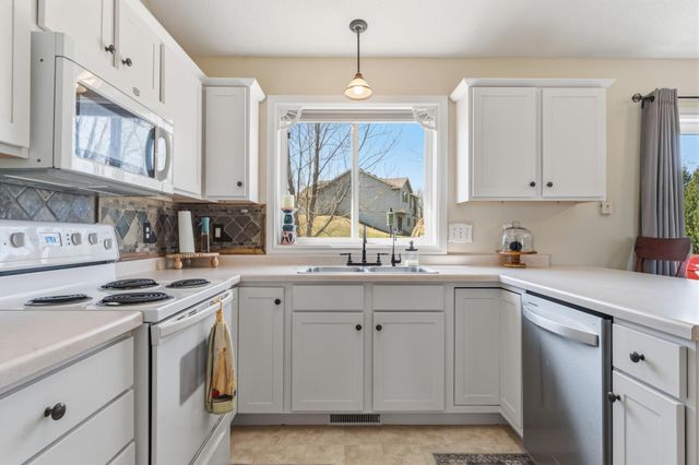 604 4th Street NE, Byron, MN 55920