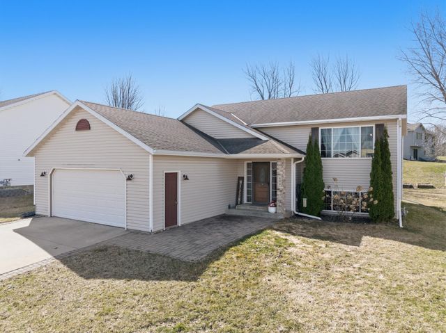 604 4th Street NE, Byron, MN 55920