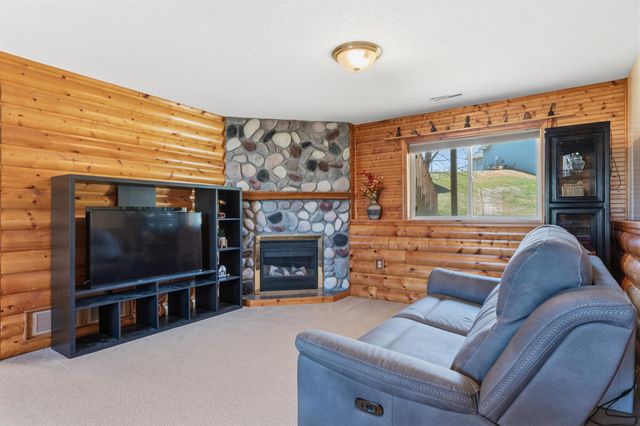 604 4th Street NE, Byron, MN 55920