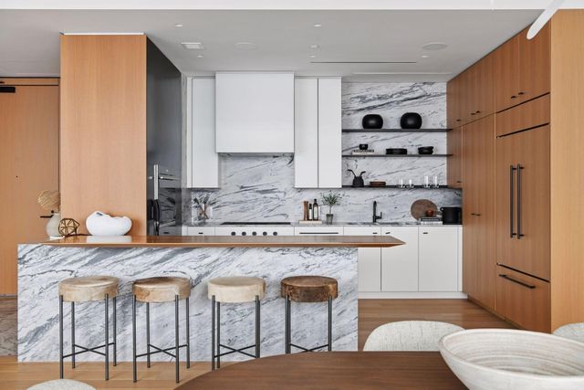 255 Hennepin Avenue 3304, Minneapolis, MN 55401