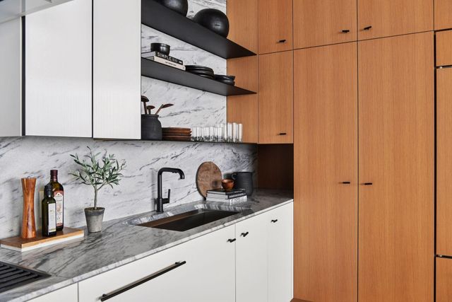 255 Hennepin Avenue 3304, Minneapolis, MN 55401