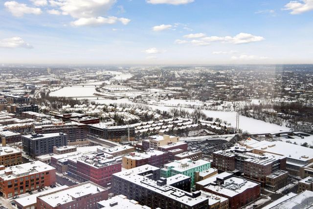 255 Hennepin Avenue 3304, Minneapolis, MN 55401