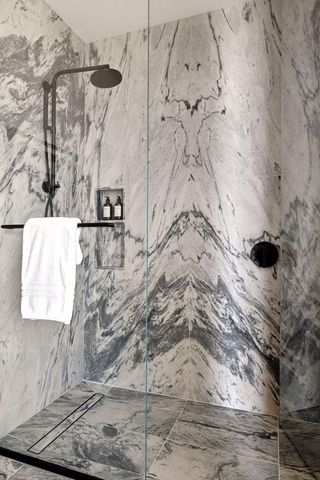 255 Hennepin Avenue 3304, Minneapolis, MN 55401