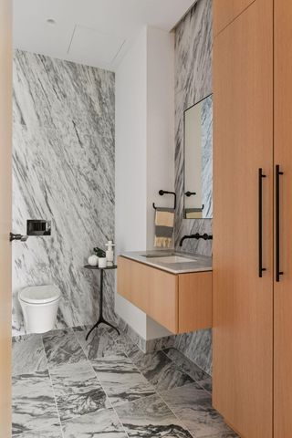 255 Hennepin Avenue 3304, Minneapolis, MN 55401