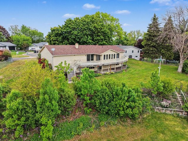 13418 Washburn Drive, Burnsville, MN 55337