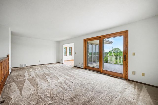 13418 Washburn Drive, Burnsville, MN 55337