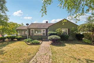 601 W North Avenue, East Palestine, OH 44413