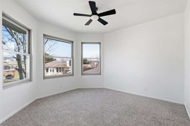 7247 Wardman DR, Del Valle, TX 78617