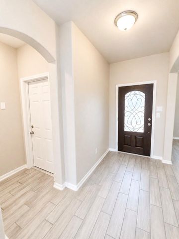 12808 Narrow Cove Drive, Texas City, TX 77568