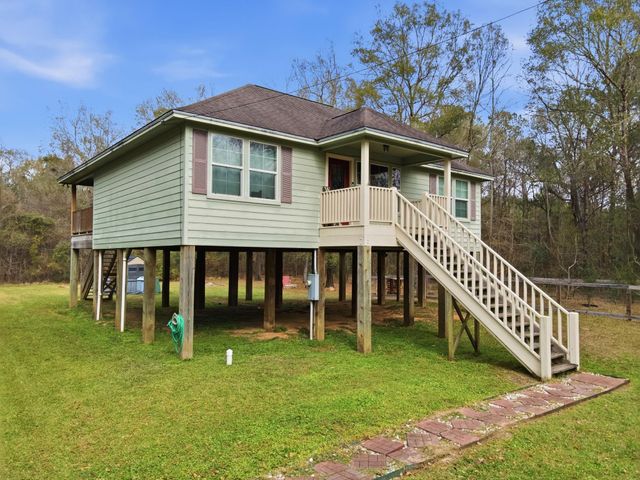 12040 Cooks Lake Road, Lumberton, TX 77657