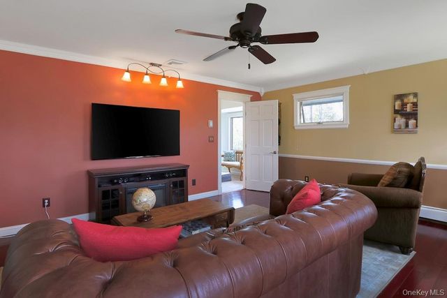 27 Deer Path Road, Tuxedo Park, NY 10987