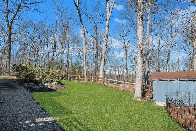 27 Deer Path Road, Tuxedo Park, NY 10987